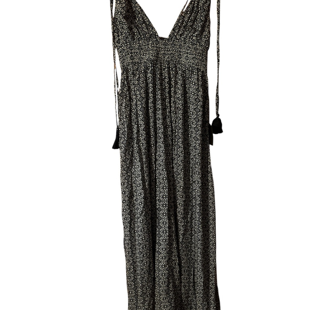 Lulu's Elegant Black and White Maxi Dress